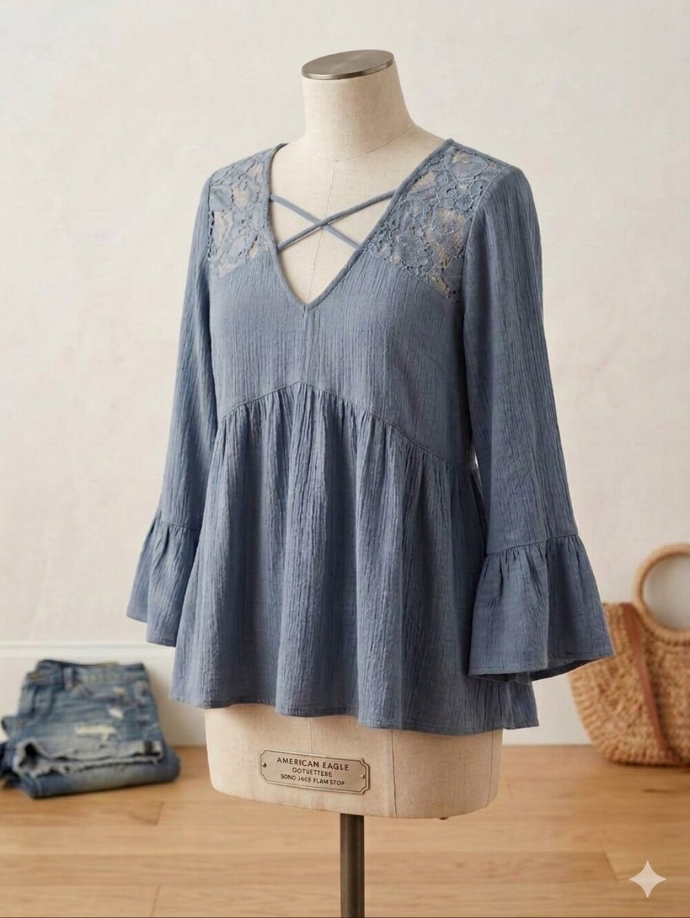 American Eagle Blue Boho Lace Top Small Flowy Peasant Bell Sleeve Festival